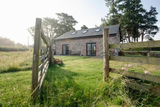 Chic Cottage Near Elan Valley And Builth Wells Llanwrthwl Exterior foto